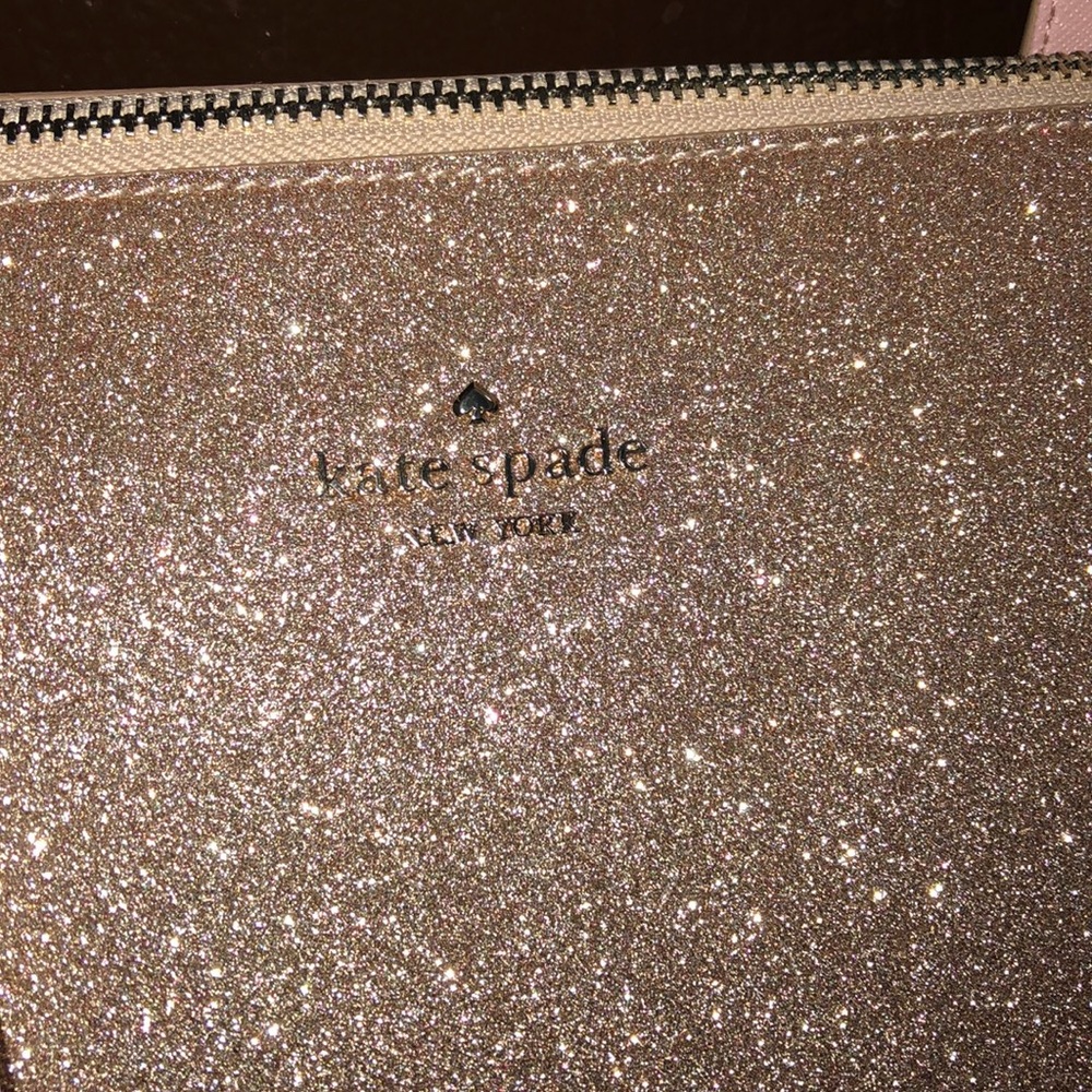 Kate Spade LARGE JOELEY rose gold tote 😍 - Picture 3 of 8